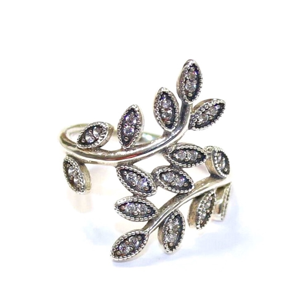 New Pandora Shimmering Leaves statement ring 54/ 7